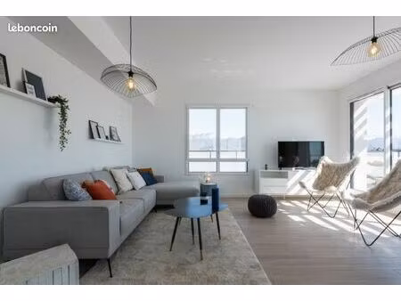 appartement 3 pièces 65 m²