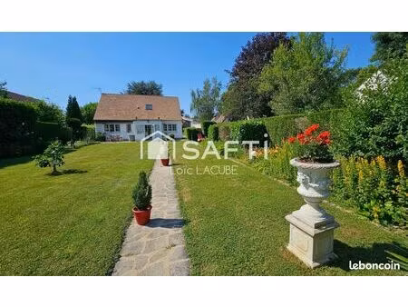 maison 5 pièces 130 m²