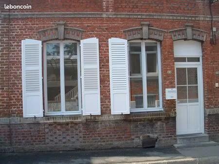 location maison de ville