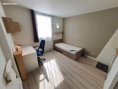meublé 19m² à bussy st georges