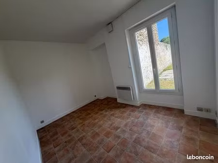 studio 1 pièce 18 m²