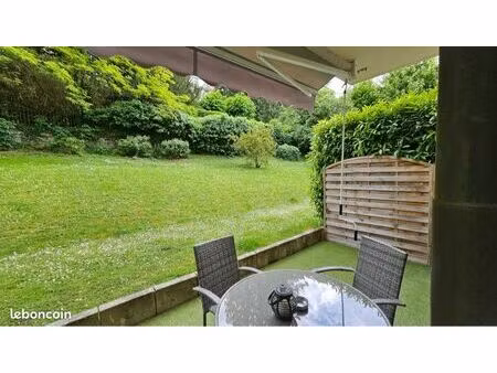 résidence standing -terrasse +parking privé