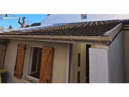 studio meublé indépendant et entièrement équipé – idéal étudiant / jeune actif – houilles