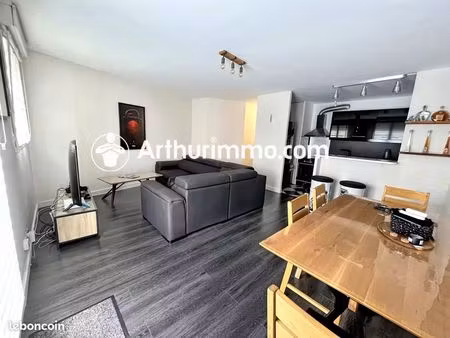 appartement 3 pièces 65 m²