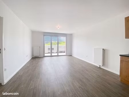 appartement 4 pièces 76 m²