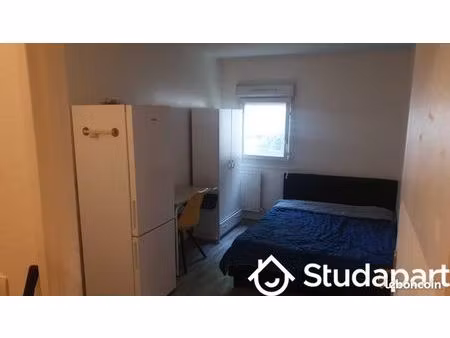 chambre 1 pièce 11 m²