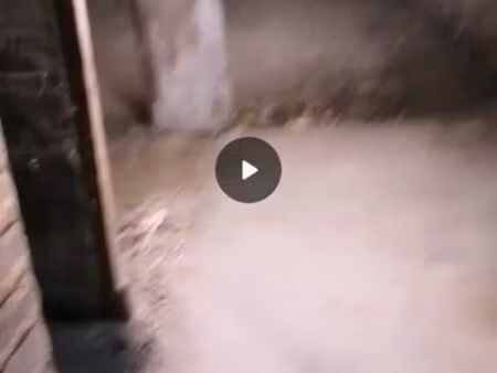 à vendre ou loué grande cave de 60m2 vieux centre de rumilly