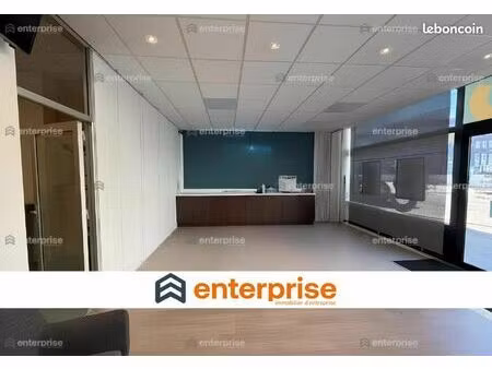 local commercial 83 m²