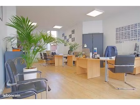 local commercial 70 m²