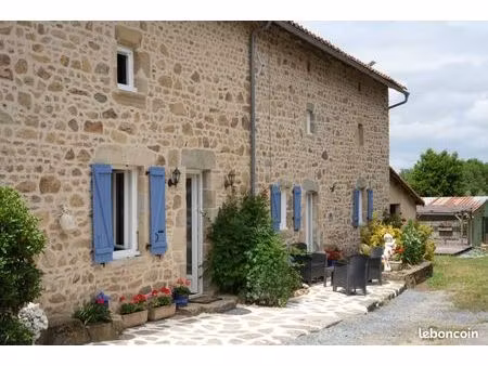 maison en pierre 170 m² à rancon – 3 chambres  garage fermé  panneaux solaires