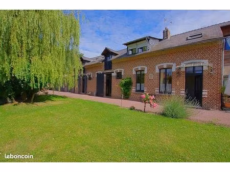 maison 7 pièces 322 m²