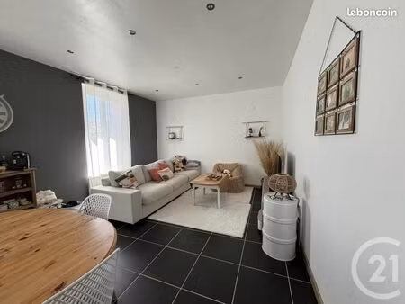 appartement 2 pièces 55 m²