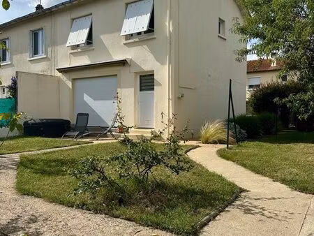 ◊ biard – aux portes de poitiers  maison 3 chambres avec jardin de 480 m² et garage