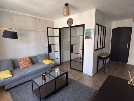 t2 rénové 40m² centre-ville annecy - vue dégagée