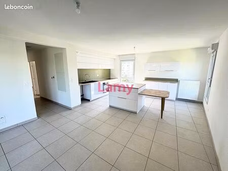 appartement 3 pièces 71 m²