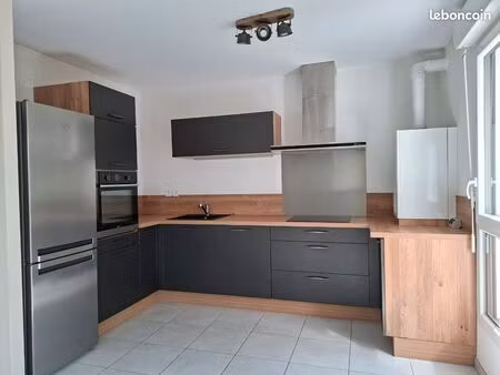 à louer – bel appartement t3 récent avec grande terrasse  garage et parking – quartier tul