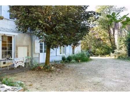 maison de ville 10 pièces 364 m²