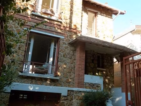 maison 5 pièces  jardin et garage