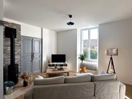 appartement t3 à jardres (proche chauvigny)