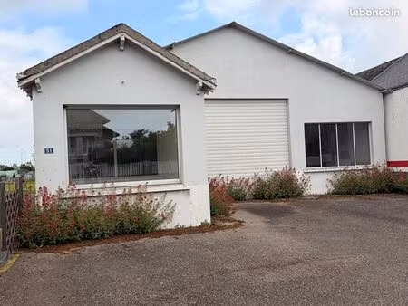 local commercial 232 m²