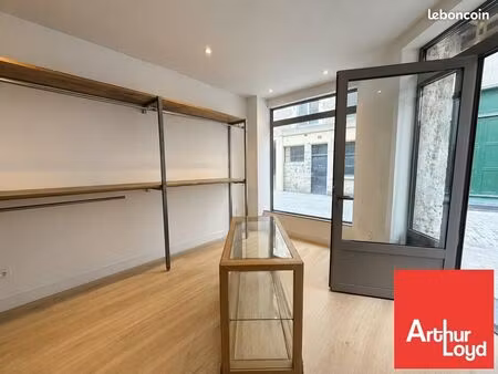 local commercial 26 m² poitiers