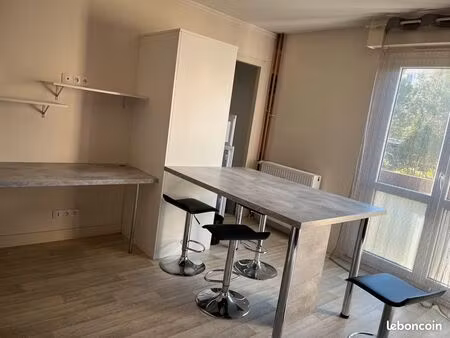 t1 meublé les deux tours rue fr perrin sans frais d'agence