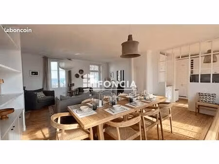 au cœur du quartier prisé du vieil à noirmoutier-en-l'île - vue sur mer et sur la plage du