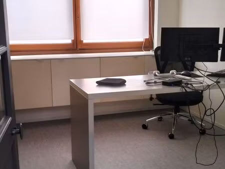 bureau 9 m² en location