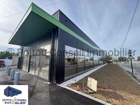 local commercial 600 m²