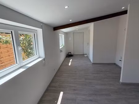 studio meublé 25 m² avec terrasse – 450 hc