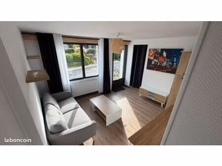 t2 meublé 38 m² – entrée indépendante  parking  charges incluses – sèvremont