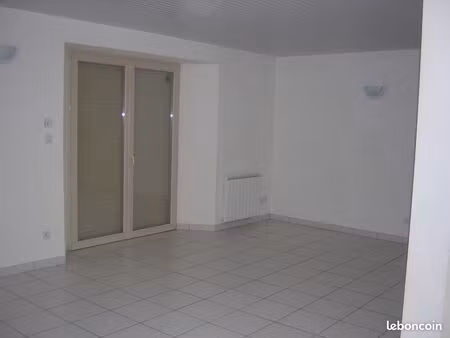 maison à louer 85m²