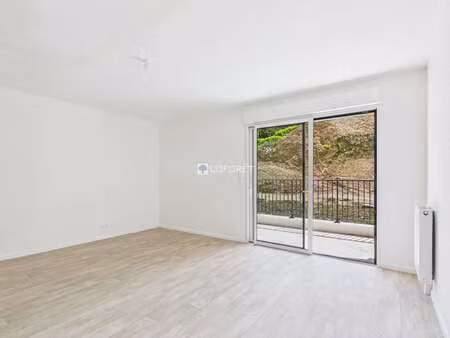 location appartement 2 pièces à quimper (29000) : à louer 2 pièces / 45m² quimper