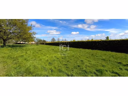 vente terrain 876 m² à la marne (44270)  75 800 €