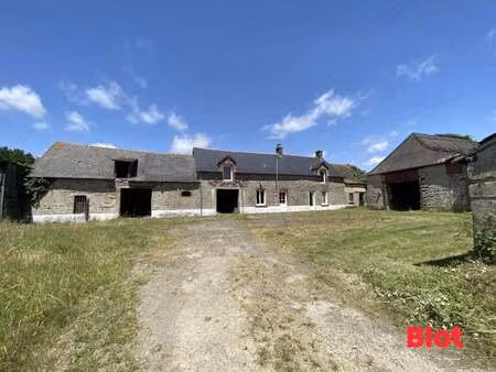 vente longère et corps de ferme à essé (35150) : à vendre / 73m² essé
