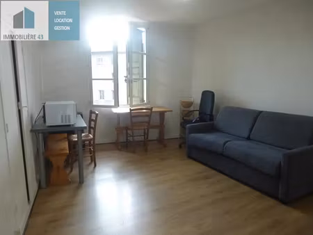 location appartement 1 pièce 22 m² à le puy-en-velay (43000)
