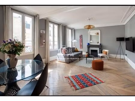 square des batignolles - magnifique 2/3 pieces refait a neuf