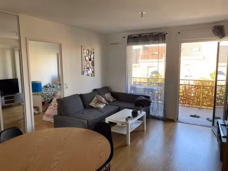 appartement t3 avec parking et terrasse