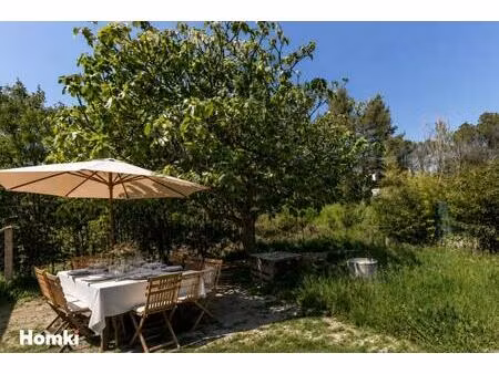appartement t1 de 26 m2 à saint-raphaël 83700