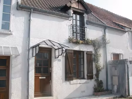 location maison 3 pièces 57 m² à meung-sur-loire (45130)