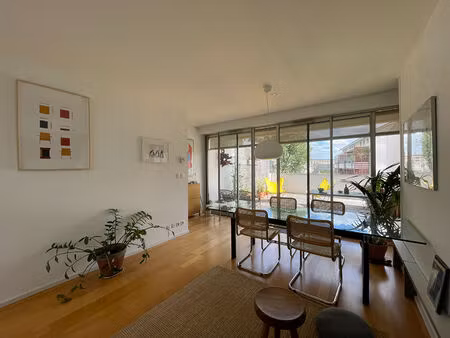 bordeaux chartrons - appartement t4 de 83 m² avec grande terrasse et place de parking en s