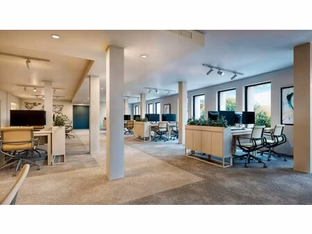 vente bureaux 50 m² à 716 m²