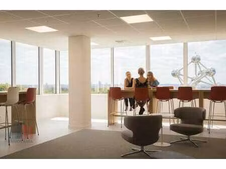 bureaux prêts à l’usage de 126 m² au pied de l’atomium...
