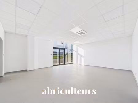 bâtiment d’activité neuf de 450 m² – emplacement privilégié à seulement 1h de paris
