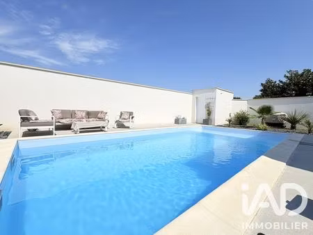 maison à carbon-blanc (33560)