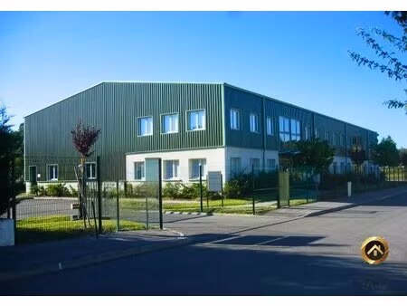 immeuble d'investissement | 1 411 m² | 8 5 % de rendement | potentiel 11 % | villefontaine