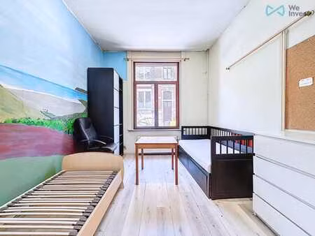 opportunité - studio à rafraîchir !