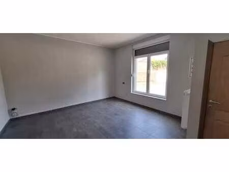 maison 3 chambres  charleroi  150m²  peb c