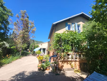 ensemble de 2 maisons t5 et t3 de 110m² et maison t3 de 93m² - malijai