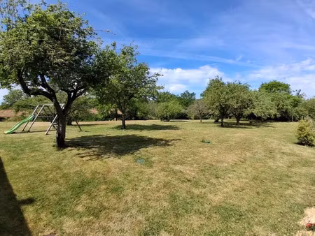 vente terrain 1968 m² à laval (53000)  126 000 €